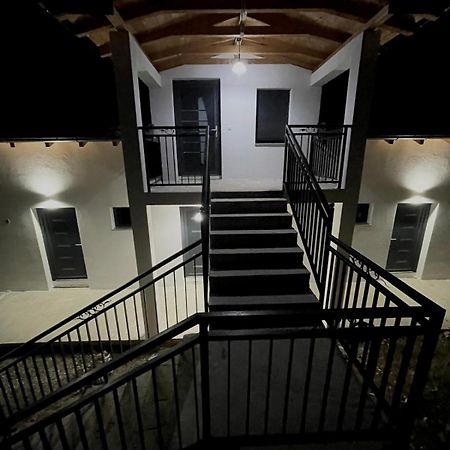Guesthouse Tropoje E Vjeter المظهر الخارجي الصورة