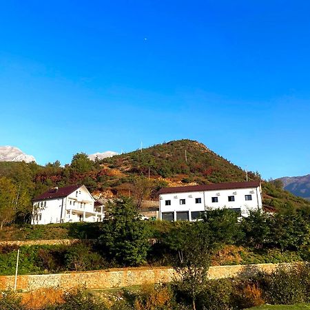 Guesthouse Tropoje E Vjeter المظهر الخارجي الصورة